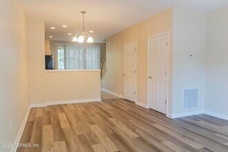 8121 Summer Palm Ct in Jacksonville, FL - Building Photo - Building Photo