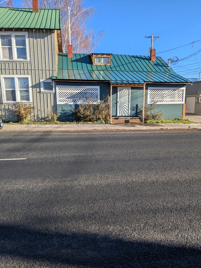 303 S 5th St, Unit 12