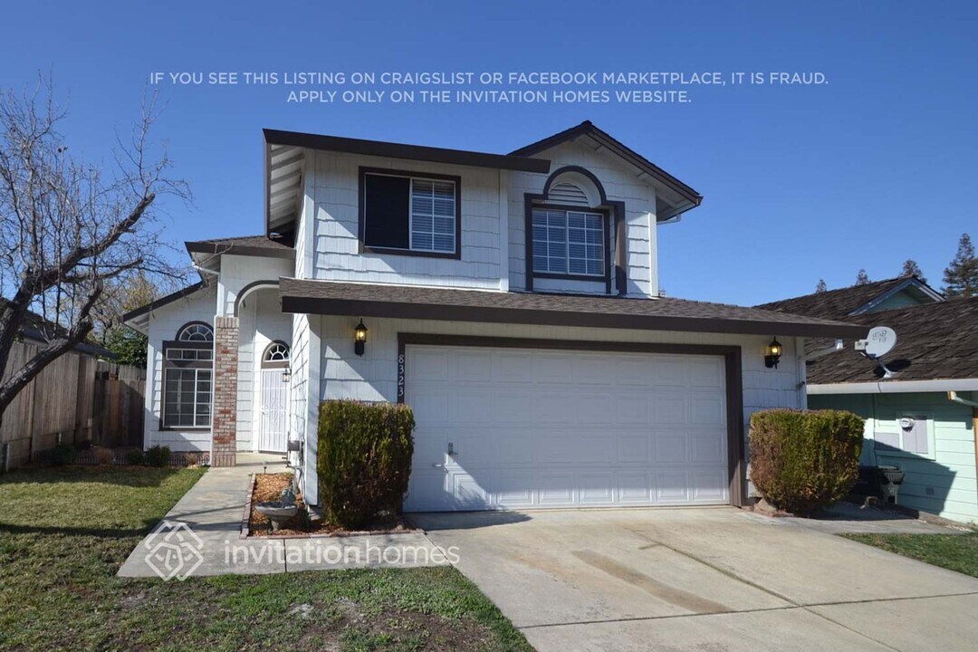 8323 Lonely Hill Way in Antelope, CA - Foto de edificio