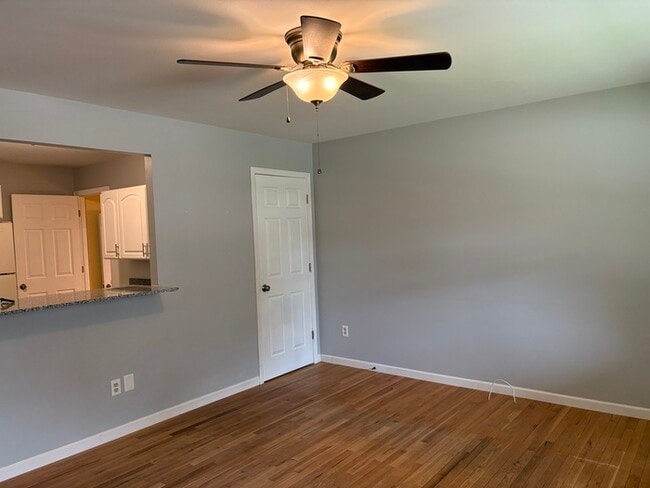 2339 Wesglen Estates Dr in Maryland Heights, MO - Building Photo - Building Photo