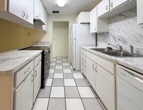 7211 Orange Way in Lakeland, FL - Building Photo - Building Photo