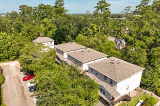 Lipona Pines in Tallahassee, FL - Foto de edificio - Building Photo
