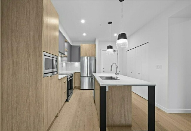 20695 Eastleigh Cres in Langley, BC - Building Photo - Building Photo
