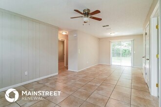 7613 Avonwood Ct in Orlando, FL - Foto de edificio - Building Photo