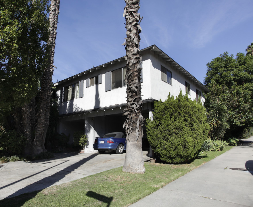 11007 Kling St in North Hollywood, CA - Foto de edificio