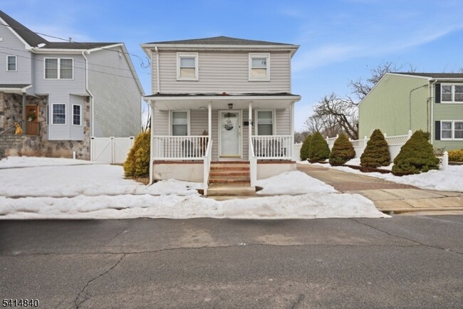 property at 94 S 21st Ave