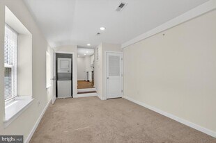 541 N Orianna St in Philadelphia, PA - Building Photo