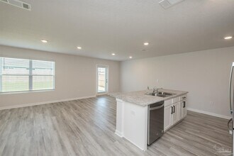 4416 Winged Elm Ct in Pace, FL - Building Photo - Building Photo