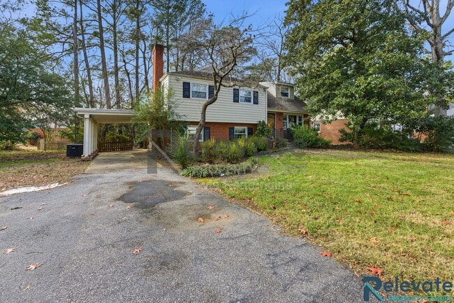 property at 8903 Freestone Ave