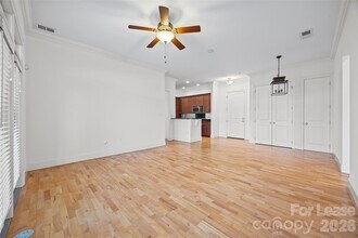 2938 Selwyn Ave in Charlotte, NC - Building Photo - Building Photo