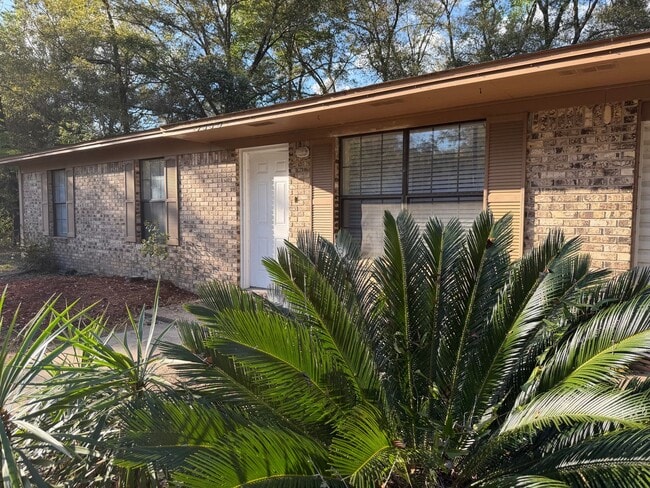 property at 1550 Tangelo Dr