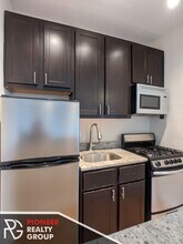 4616 N Paulina St, Unit 411 in Chicago, IL - Building Photo - Building Photo