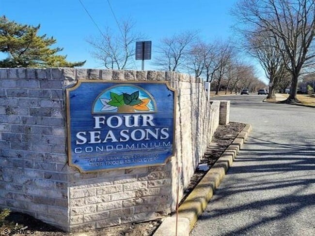 2310 Dolphin Ave in Northfield, NJ - Building Photo - Building Photo