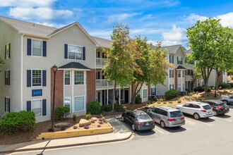 Flats on Maple Street in Atlanta, GA - Building Photo - Building Photo