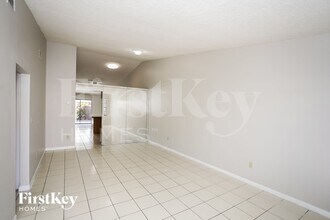5505 W 27th Ln in Hialeah, FL - Building Photo - Building Photo
