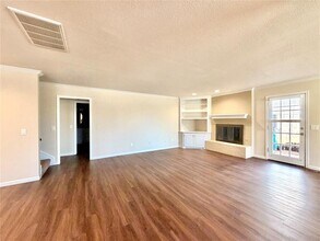 12007 Shady Trail Ln in Oklahoma City, OK - Building Photo - Building Photo