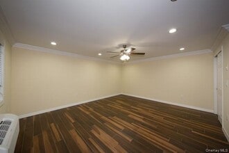 45 Country Club Dr in Coram, NY - Building Photo - Building Photo