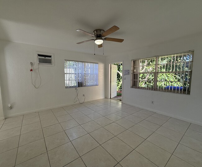 2515 McKinley St, Unit Rear