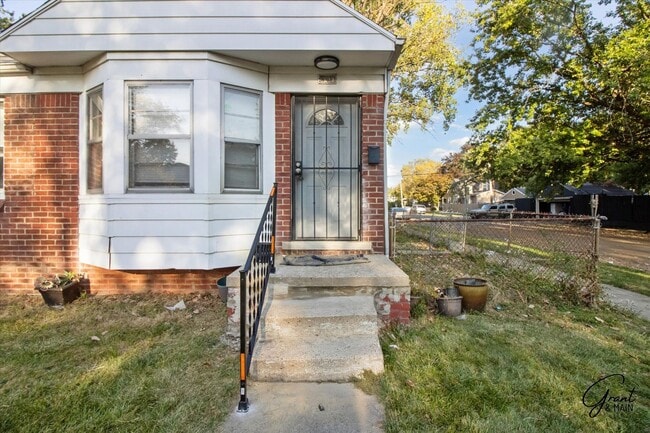 5900 University Pl in Detroit, MI - Building Photo - Building Photo