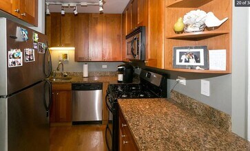 4144 N Sheridan Rd in Chicago, IL - Building Photo - Building Photo