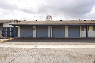 Terre at S Anza in El Cajon, CA - Foto de edificio - Building Photo
