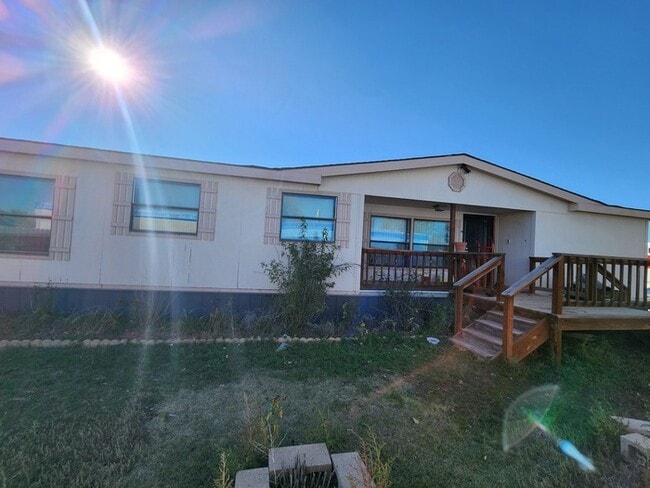 property at 611 Dallas Rd