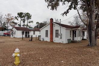 A in Charleston, SC - Building Photo - Building Photo