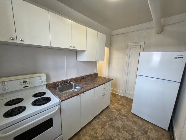property at 429 Qu'Appelle Ave
