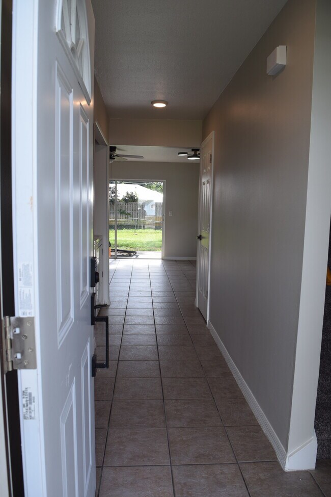 1416 36th Ave in Vero Beach, FL - Building Photo - Building Photo
