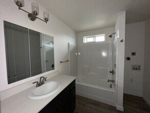 174 Northridge Terrace in Medford, OR - Building Photo - Building Photo