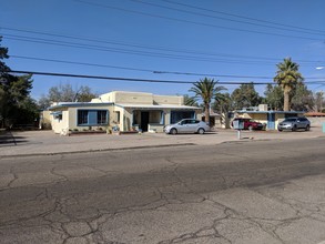 3519 N Los Altos Ave in Tucson, AZ - Building Photo - Building Photo