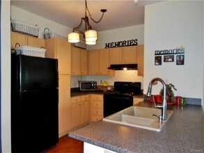 624 Bristol Village Dr, Unit 208 in Midlothian, VA - Building Photo - Building Photo