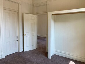 1458 Ferry St in Eugene, OR - Building Photo - Building Photo