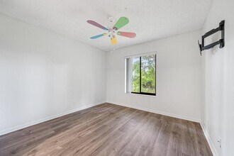 3618 Alder Dr in West Palm Beach, FL - Building Photo - Building Photo