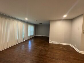 15125 East End Ave in Dolton, IL - Building Photo - Building Photo