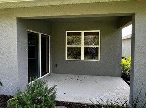 1822 Red Rock Rd in New Smyrna Beach, FL - Foto de edificio - Building Photo
