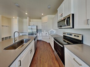 716 S Rocker Ave in Kuna, ID - Building Photo - Building Photo