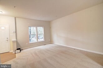 1802 Wheyfield Dr in Frederick, MD - Building Photo - Building Photo