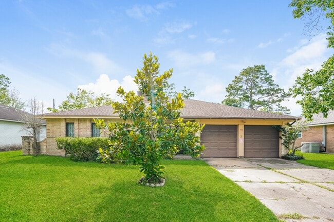 property at 500 Stoneledge Dr