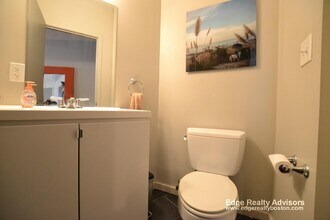 51 Glenville Ave, Unit 3 in Boston, MA - Foto de edificio - Building Photo