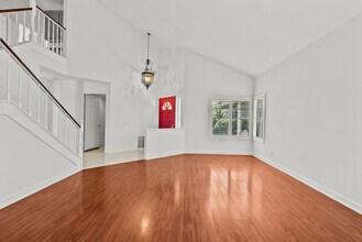 7231 Spring Ct in Los Angeles, CA - Building Photo - Building Photo