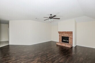 720 Duke Dr in Desoto, TX - Building Photo - Building Photo