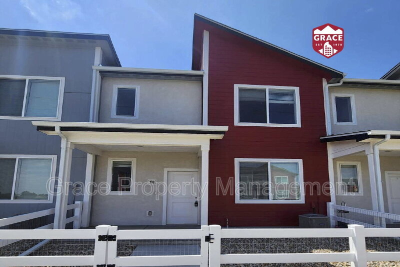 500 S Denver Ave in Fort Lupton, CO - Building Photo
