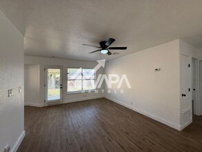 7923 Langport in San Antonio, TX - Building Photo - Building Photo