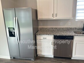309 Smt Crk Dr in Elizabethtown, KY - Building Photo - Building Photo