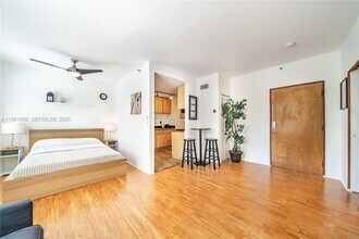 1502 Jefferson Ave in Miami Beach, FL - Foto de edificio - Building Photo