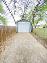 2905 S Hills Ave in Fort Worth, TX - Building Photo - Building Photo