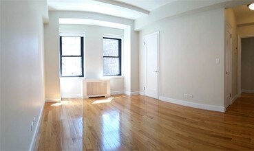 400 E 57th St-Unit -5k in New York, NY - Building Photo - Building Photo