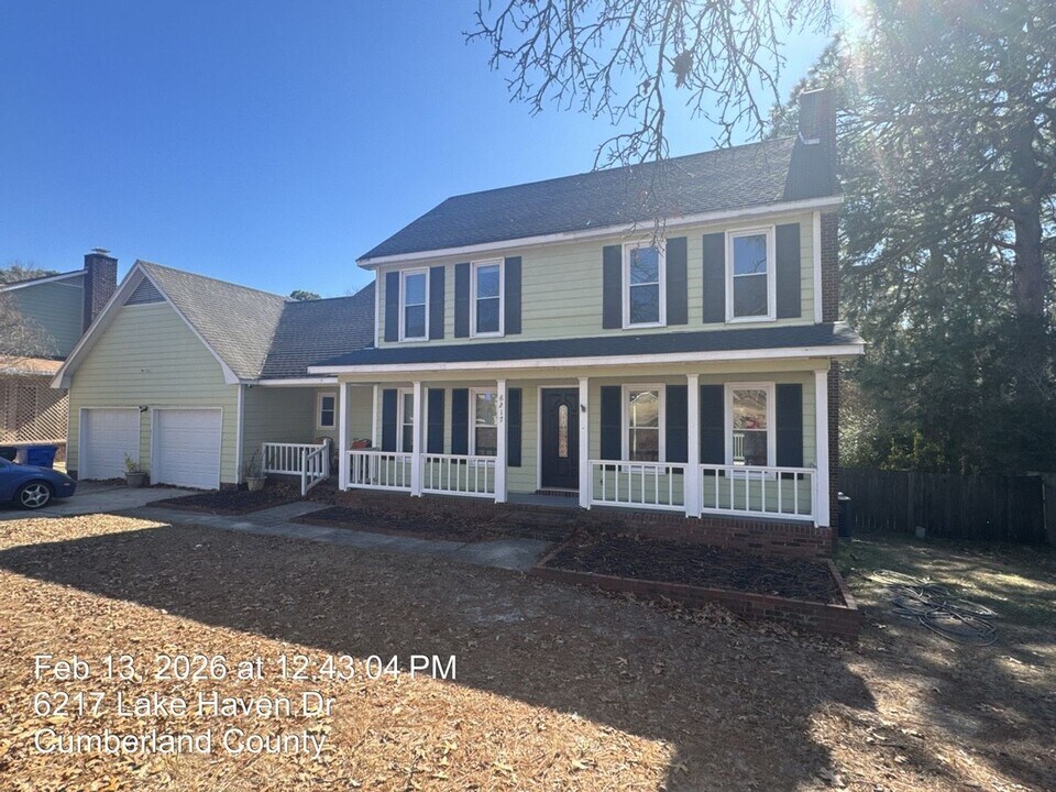 6217 Lakehaven Dr in Fayetteville, NC - Building Photo