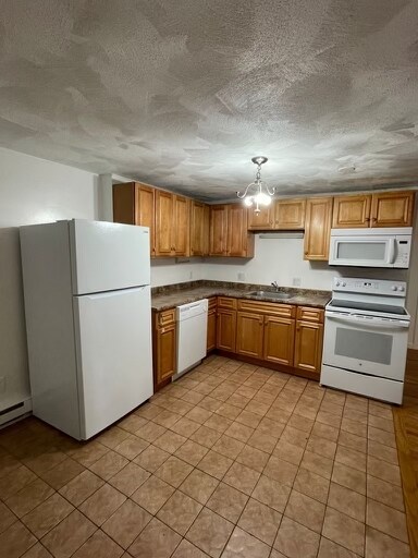 224 Main St, Unit 3 in Woburn, MA - Building Photo - Building Photo